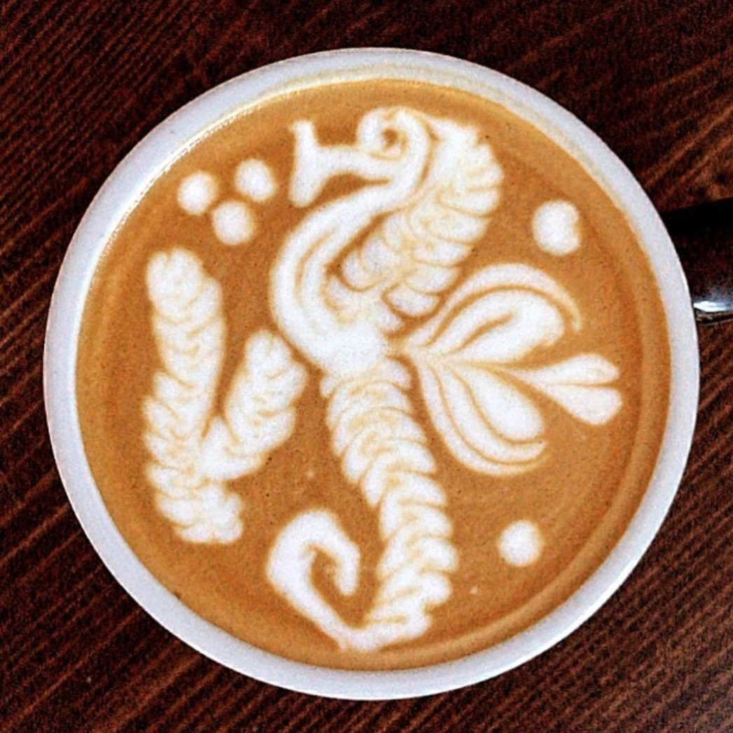 ภาพลาเต้อาร์ตลายม้าน้ำคอร์ส Topcoff